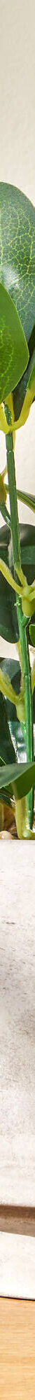 Plante artificielle en pot (gris) Plante artificielle en pot (gris)